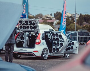 LADA Kalina Gorilla bass г. Волгоград
